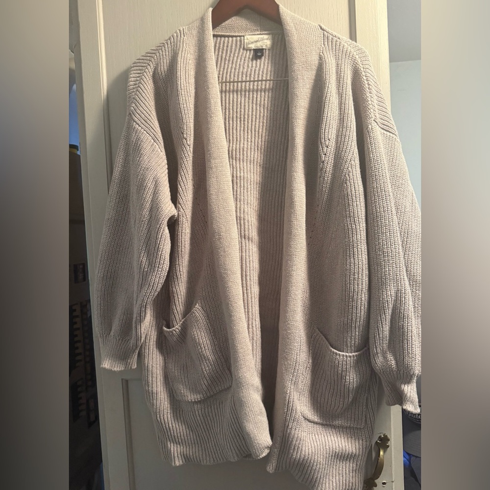 Universal Thread Open-Front Ribbed Cardigan Sweater in Light Taupe